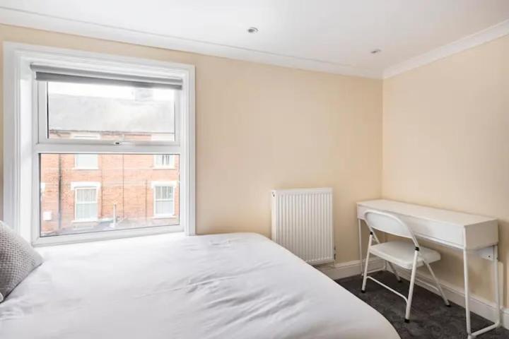 Nice 2 Bedroom House In Стоумаркет Екстер'єр фото